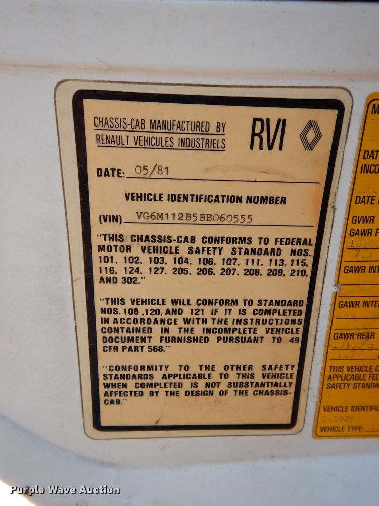 image for item HS9661 1981 Mack MS3  pumper fire truck