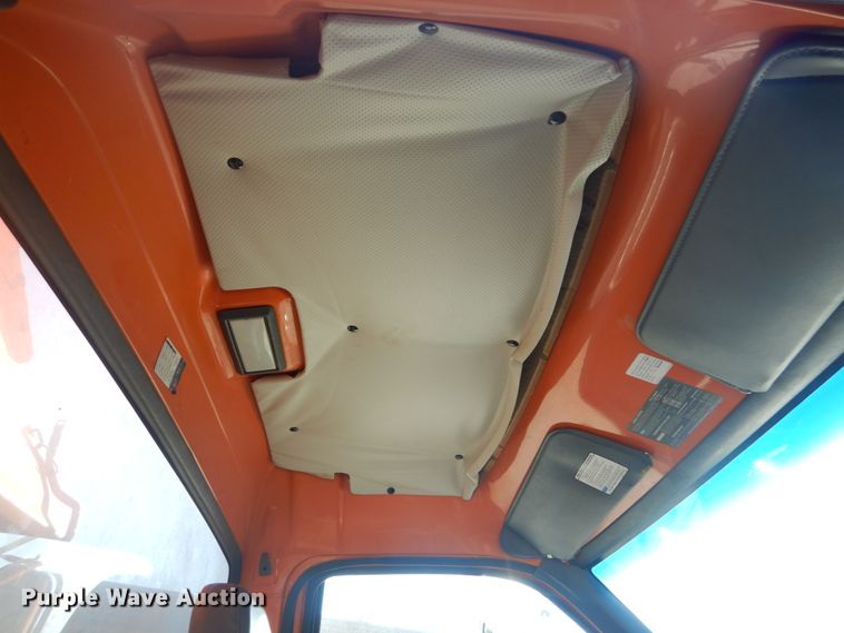 image for item HV9513 1997 GMC C8500  dump truck