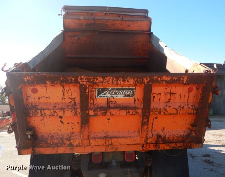 image for item HV9513 1997 GMC C8500  dump truck