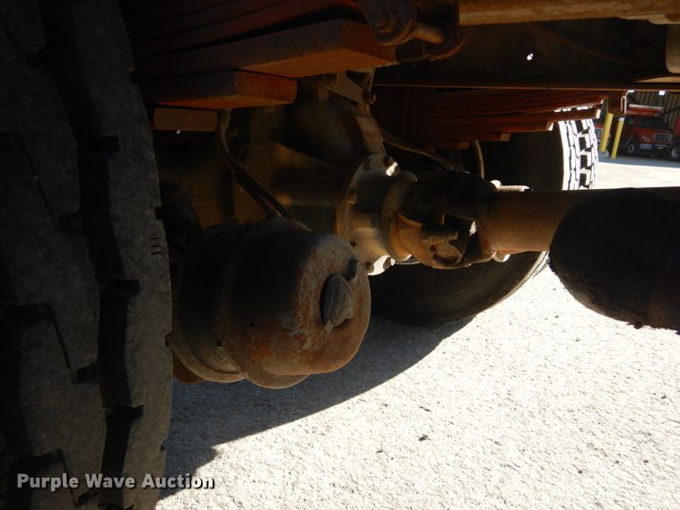 image for item HV9513 1997 GMC C8500  dump truck