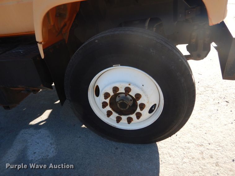 image for item HV9513 1997 GMC C8500  dump truck