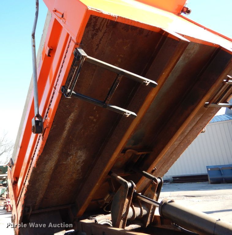 image for item HV9514 2009 Sterling Acterra  dump truck