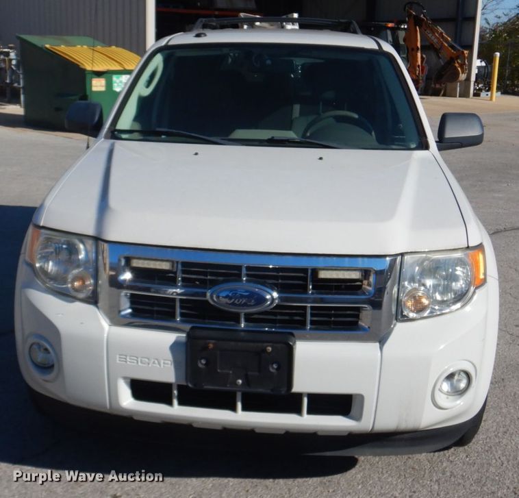 image for item HV9515 2009 Ford Escape XLT  SUV