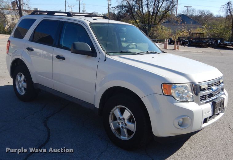 image for item HV9515 2009 Ford Escape XLT  SUV