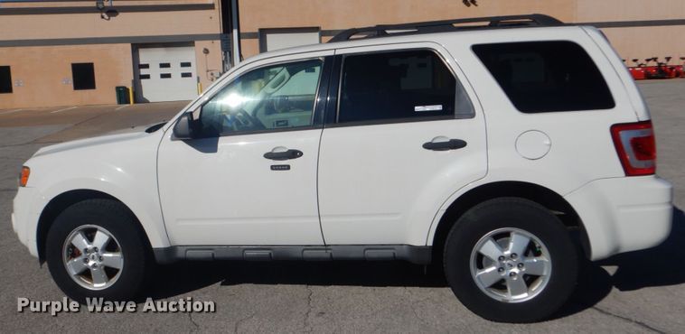 image for item HV9515 2009 Ford Escape XLT  SUV