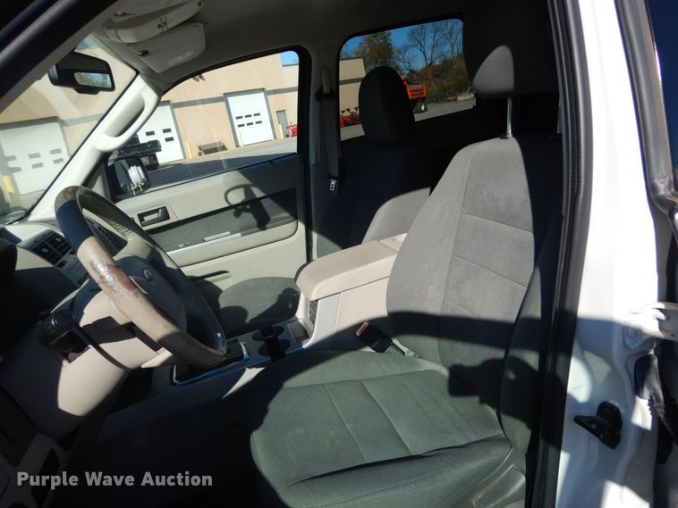 image for item HV9515 2009 Ford Escape XLT  SUV