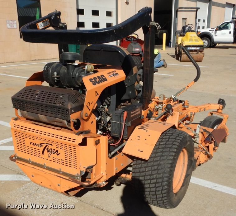 image for item HV9517 Scag Turf Tiger  ZTR lawn mower