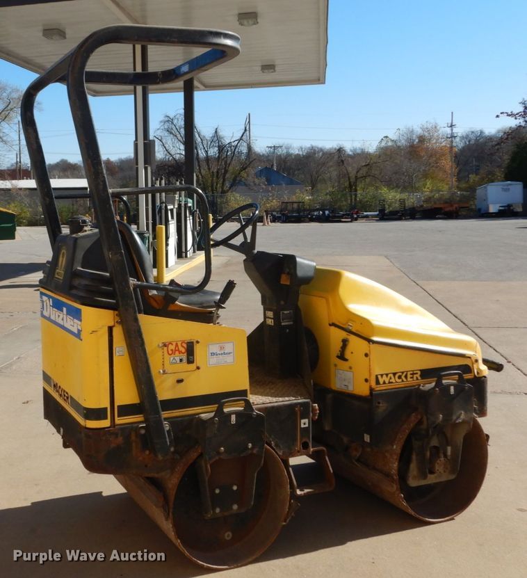 image for item HV9518 Wacker RD11A  double drum vibratory roller