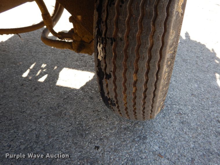 image for item HV9519 Norris Paint Company CTMT63-P paint striper