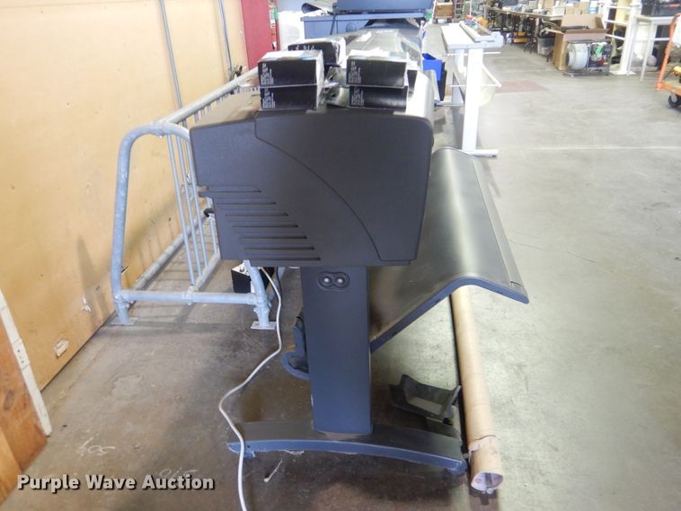 image for item HY9838 HP DesignJet 800 printer