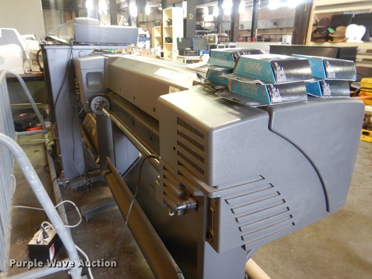 image for item HY9838 HP DesignJet 800 printer