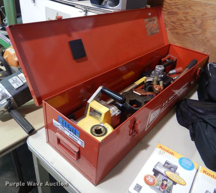 E.H. Wach's Pow-R-Drive hydraulic machine in Tulsa, OK | Item HY9846 ...
