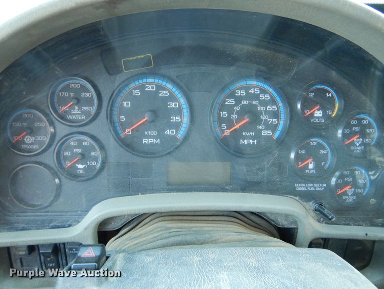 image for item HY9934 2011 International WorkStar 7400  dump truck