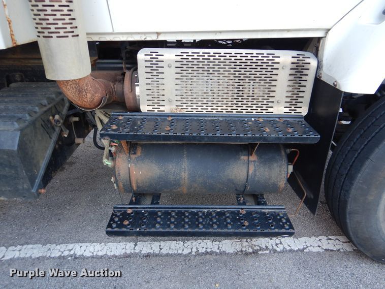 image for item HY9934 2011 International WorkStar 7400  dump truck