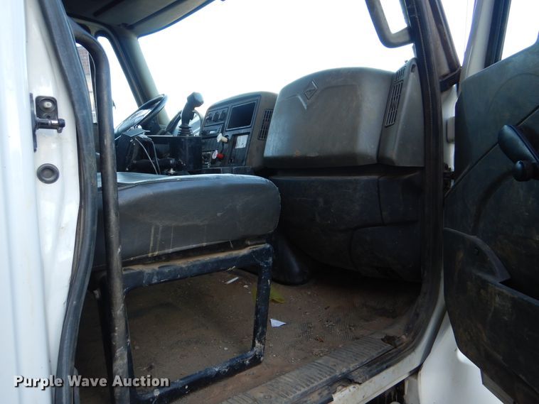 image for item HY9934 2011 International WorkStar 7400  dump truck