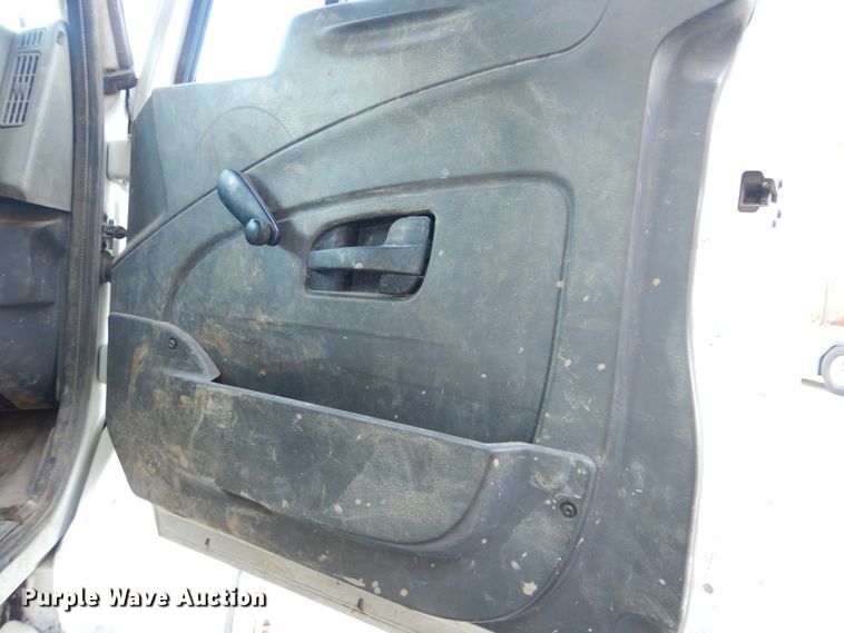 image for item HY9934 2011 International WorkStar 7400  dump truck