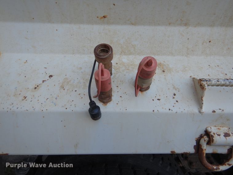 image for item HY9934 2011 International WorkStar 7400  dump truck