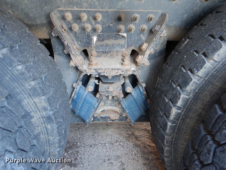 image for item HY9934 2011 International WorkStar 7400  dump truck