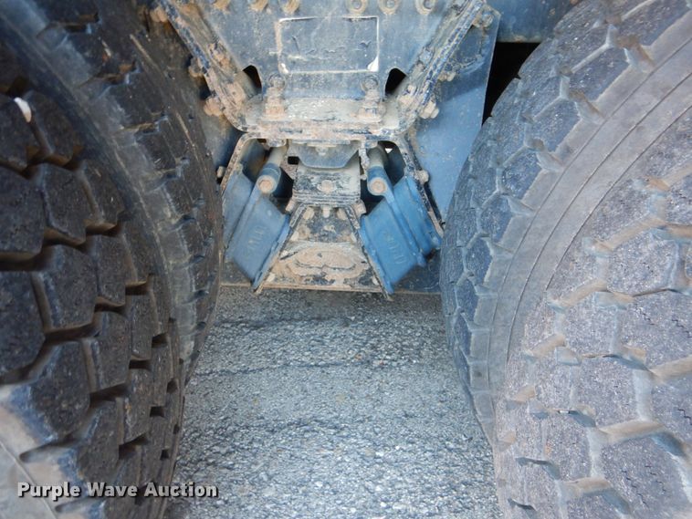 image for item HY9934 2011 International WorkStar 7400  dump truck