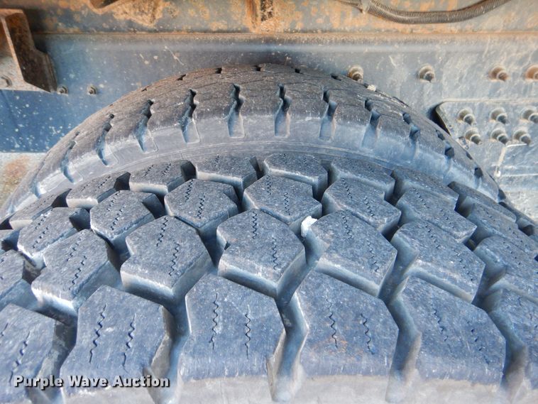 image for item HY9934 2011 International WorkStar 7400  dump truck