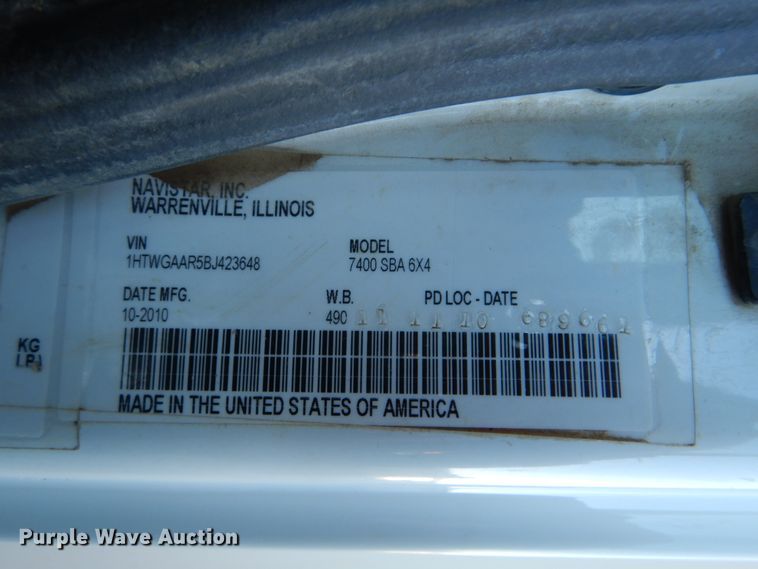 image for item HY9934 2011 International WorkStar 7400  dump truck