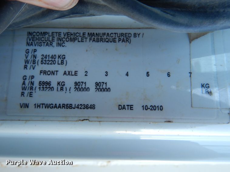 image for item HY9934 2011 International WorkStar 7400  dump truck