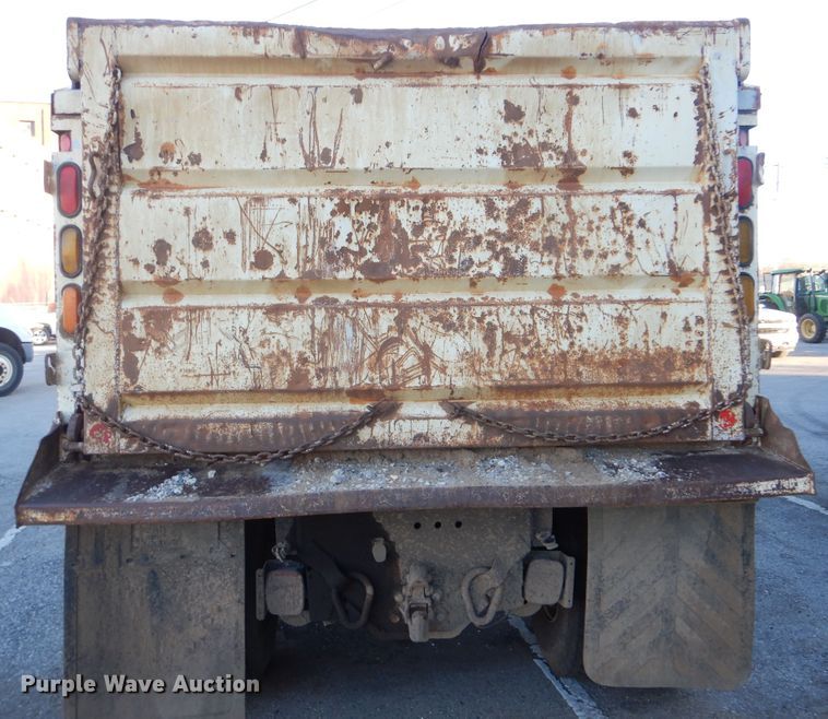 image for item HY9935 2009 International WorkStar 7400  dump truck