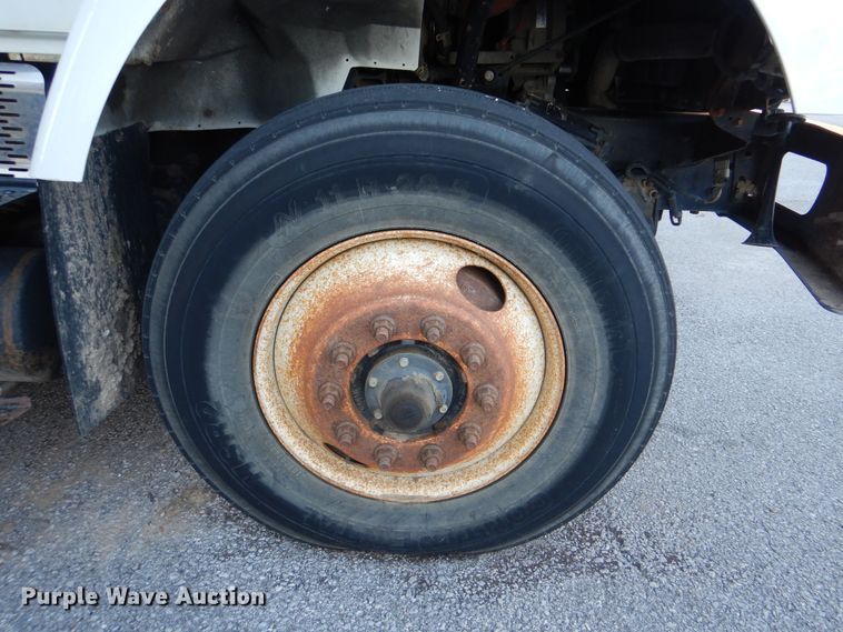 image for item HY9935 2009 International WorkStar 7400  dump truck