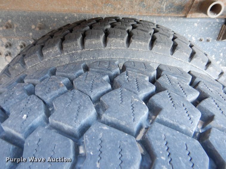 image for item HY9935 2009 International WorkStar 7400  dump truck