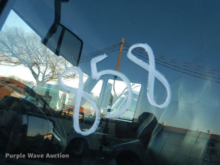 image for item HY9935 2009 International WorkStar 7400  dump truck