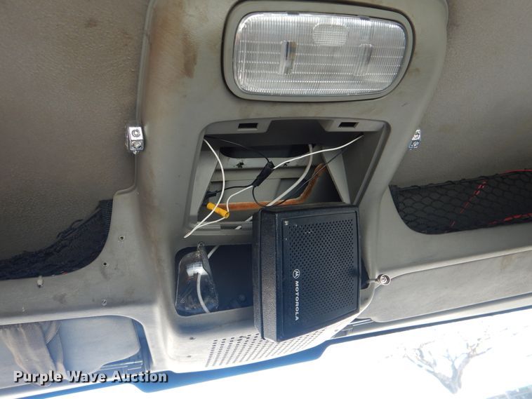 image for item HY9936 2008 International DuraStar 4400  utility truck