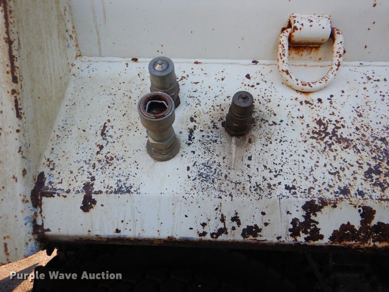 image for item HY9938 2009 International WorkStar 7400  dump truck