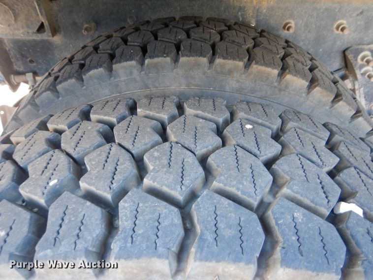 image for item HY9938 2009 International WorkStar 7400  dump truck