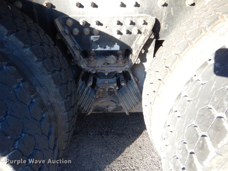 image for item HY9938 2009 International WorkStar 7400  dump truck