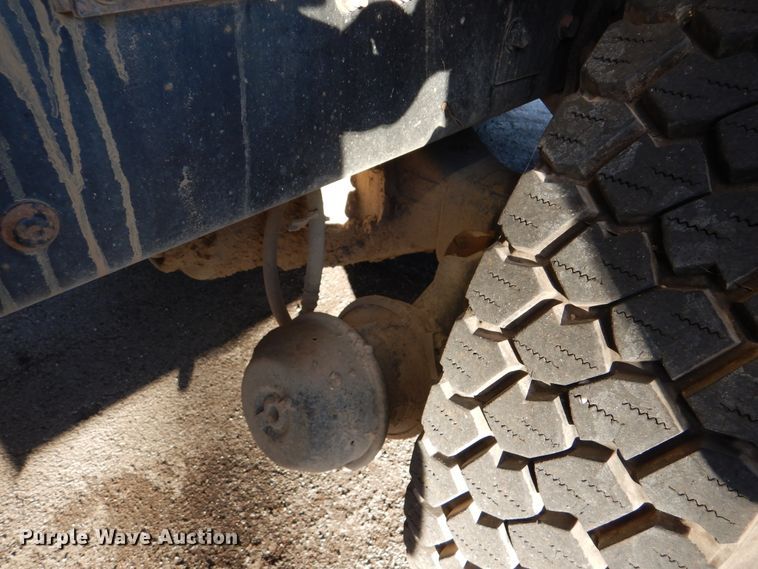 image for item HY9938 2009 International WorkStar 7400  dump truck