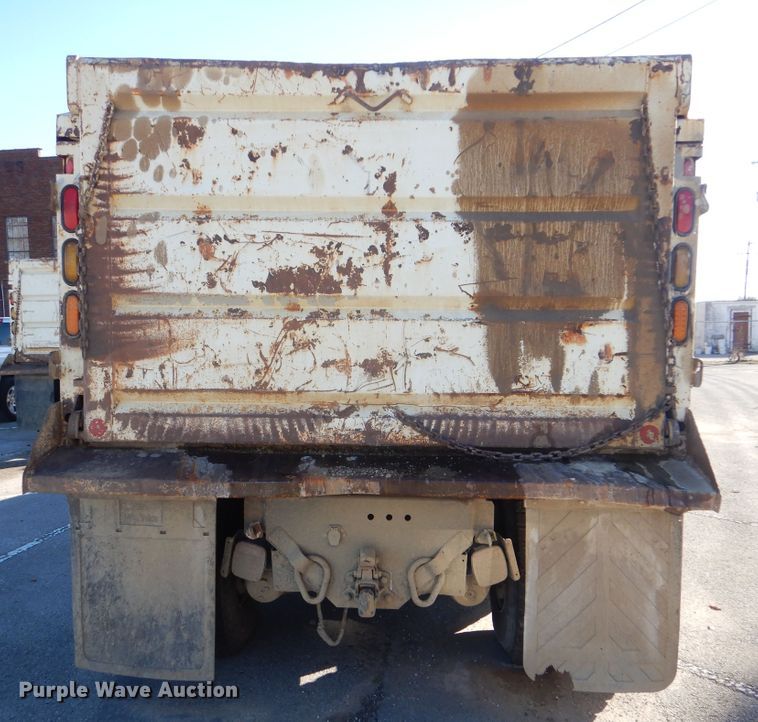 image for item HY9939 2009 International WorkStar 7400  dump truck