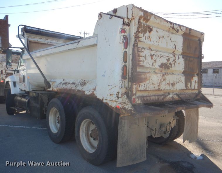image for item HY9939 2009 International WorkStar 7400  dump truck