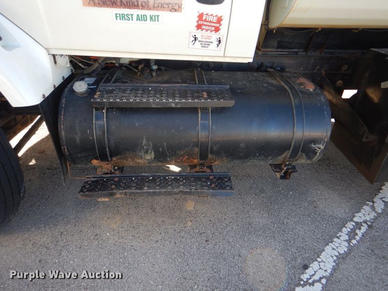 image for item HY9939 2009 International WorkStar 7400  dump truck