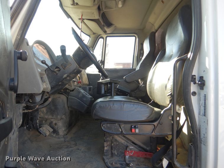 image for item HY9939 2009 International WorkStar 7400  dump truck