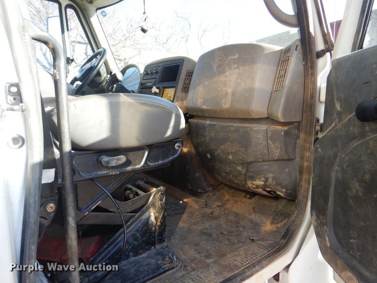 image for item HY9939 2009 International WorkStar 7400  dump truck