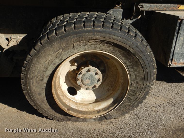 image for item HY9939 2009 International WorkStar 7400  dump truck