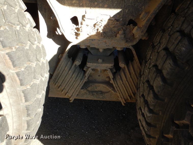 image for item HY9939 2009 International WorkStar 7400  dump truck