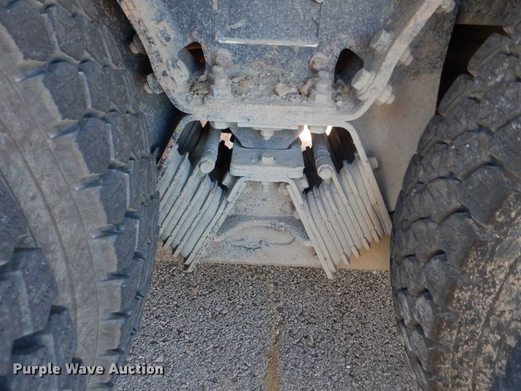 image for item HY9939 2009 International WorkStar 7400  dump truck