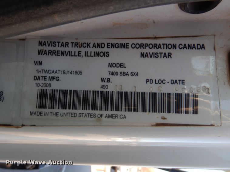 image for item HY9939 2009 International WorkStar 7400  dump truck
