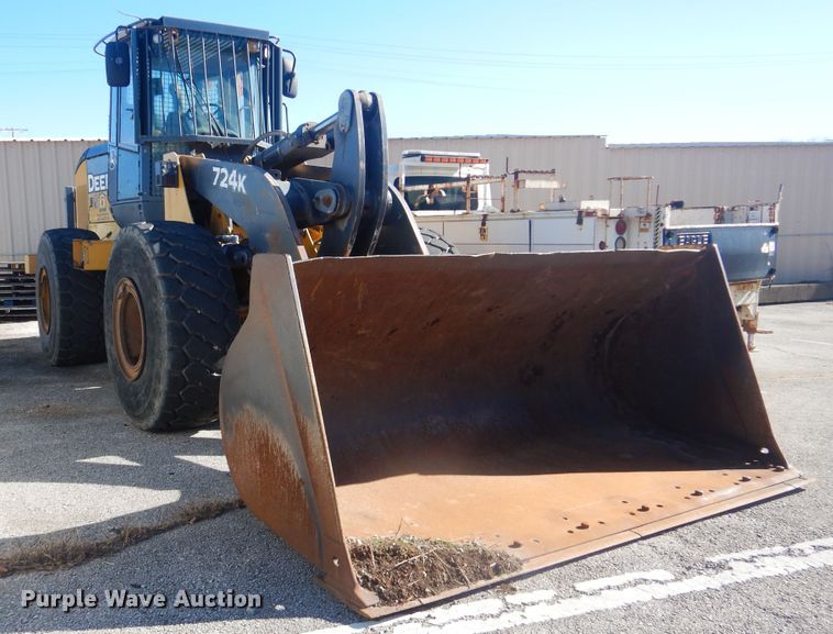 image for item HY9982 2012 John Deere 724K  wheel loader
