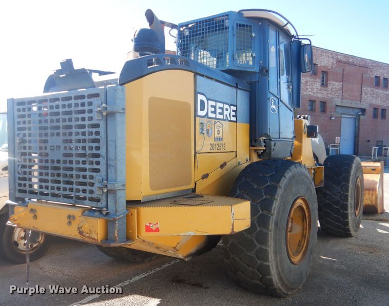 image for item HY9982 2012 John Deere 724K  wheel loader