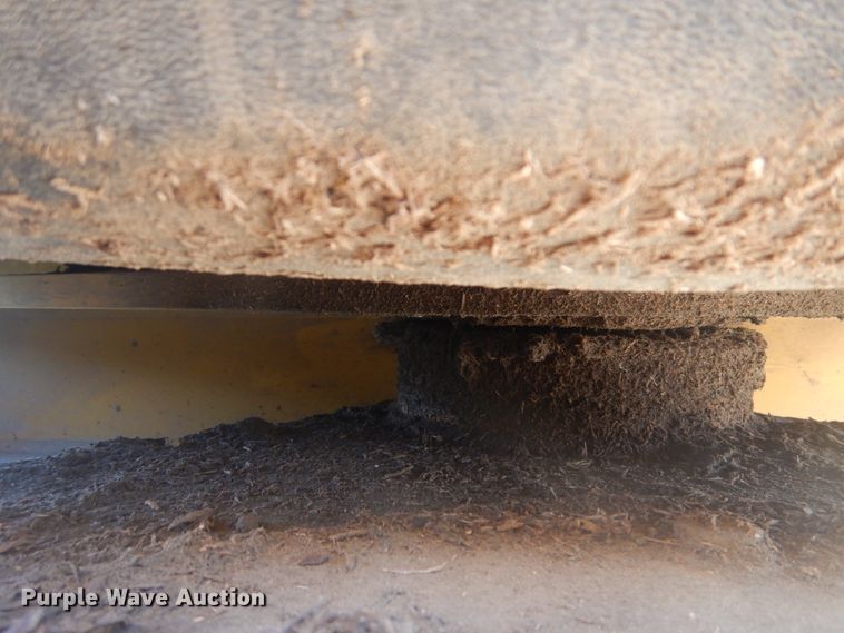 image for item HY9982 2012 John Deere 724K  wheel loader