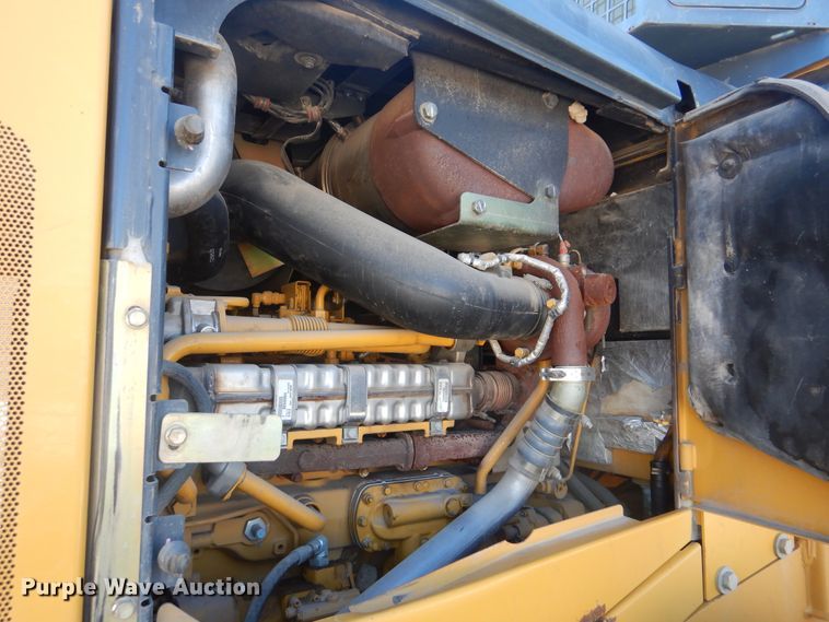 image for item HY9982 2012 John Deere 724K  wheel loader