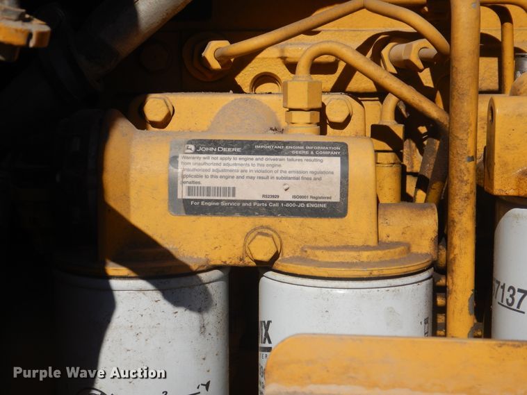 image for item HY9982 2012 John Deere 724K  wheel loader