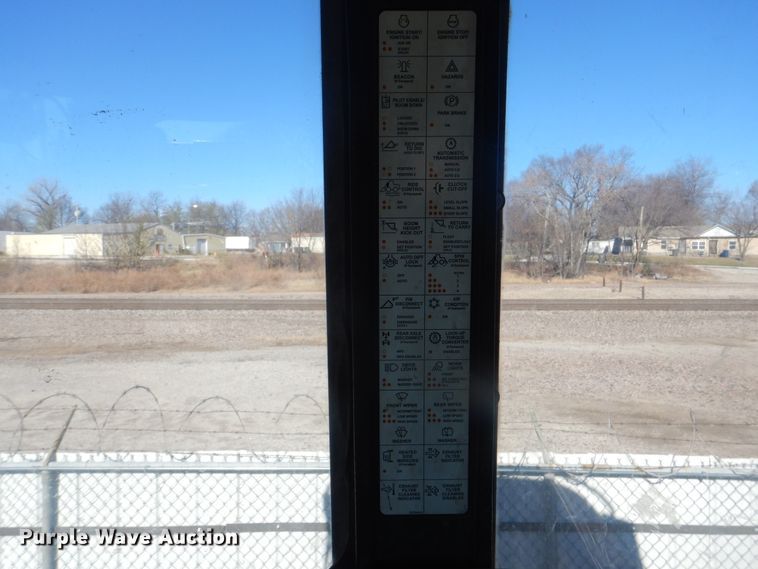 image for item HY9982 2012 John Deere 724K  wheel loader